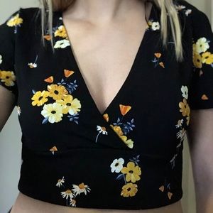 Tie back floral crop top